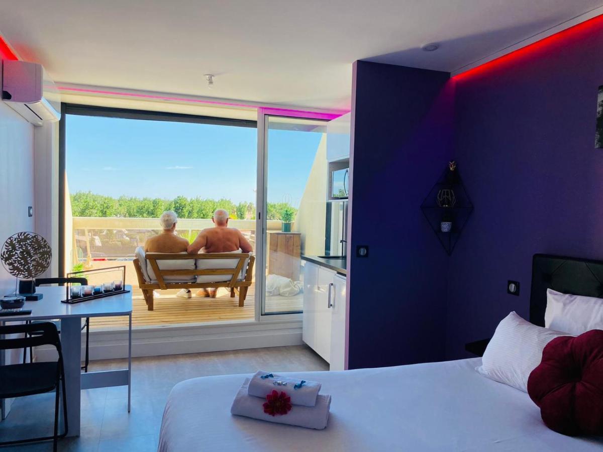 STUDIO CAMP NATURISTE VUE MER, le Gilyves cocooning Agde Extérieur photo